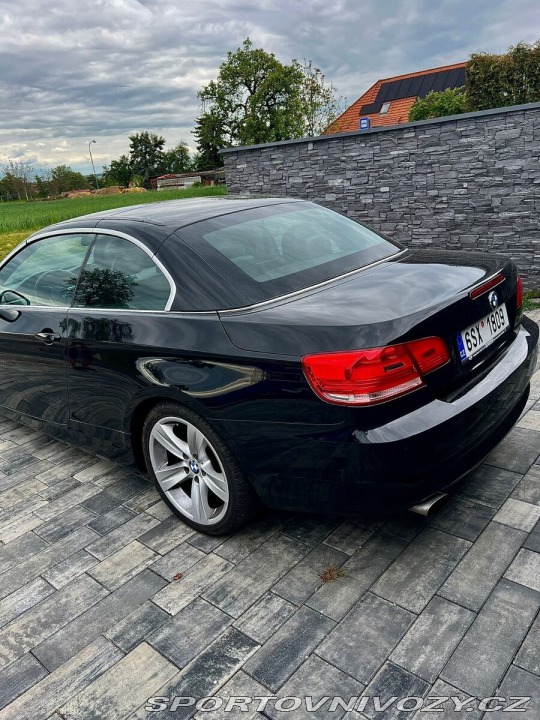 BMW 3 2,0   (E93) – 125 kW 2009
