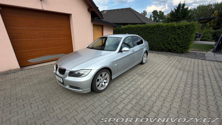 BMW 3 3,0   e90 330xD 1800