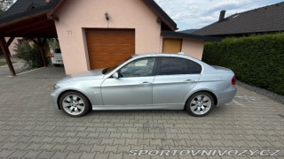 BMW 3 3,0 e90 330xD 1800