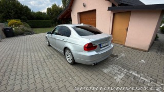 BMW 3 3,0 e90 330xD 1800