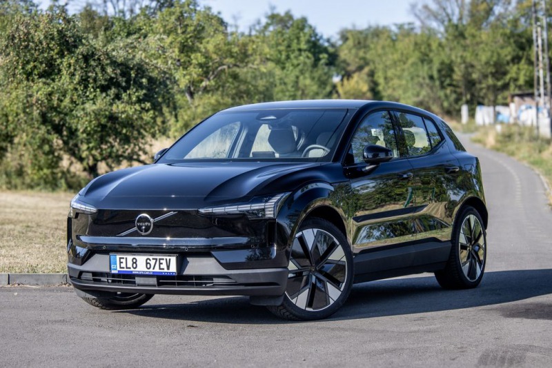 Volvo EX30
