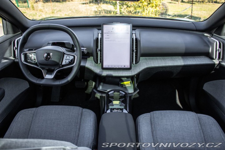 Volvo EX30 2024