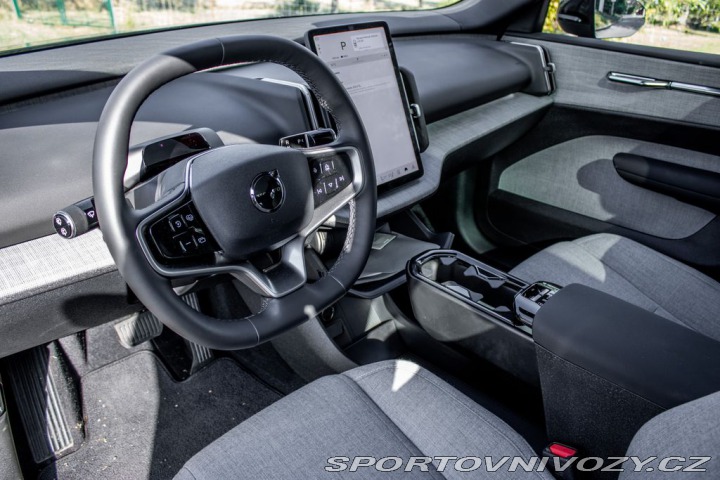 Volvo EX30 2024