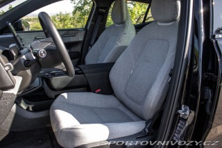 Volvo EX30 2024