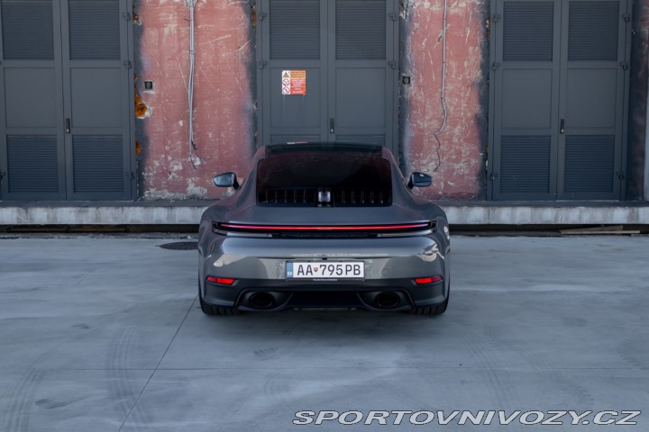 Porsche 911 Carrera I 992.2 I BOSE I 2025