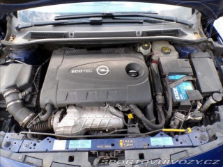 Opel Astra 2,0 GTC 2015