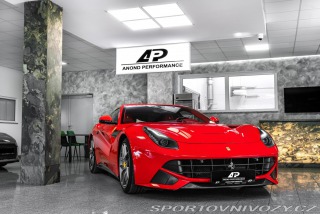 Ferrari F12berlinetta ZÁRUKA/KARBON/LIFT/KAMERA