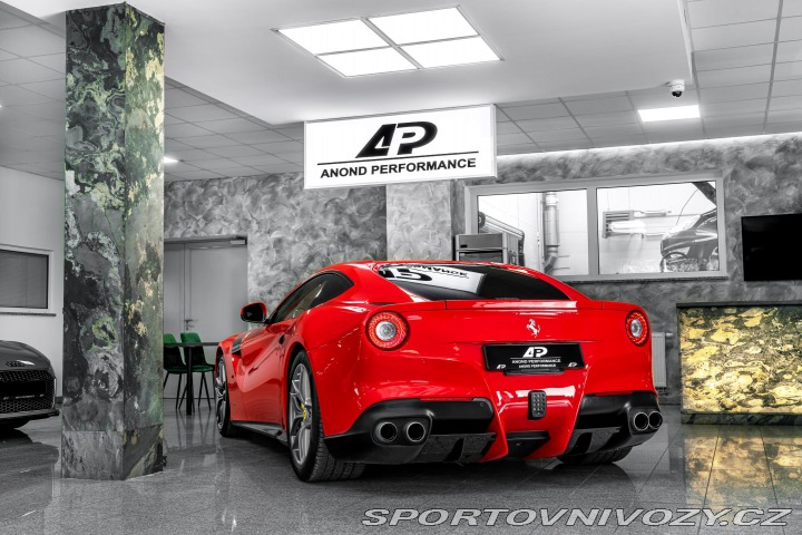 Ferrari F12berlinetta ZÁRUKA/KARBON/LIFT/KAMERA 2014