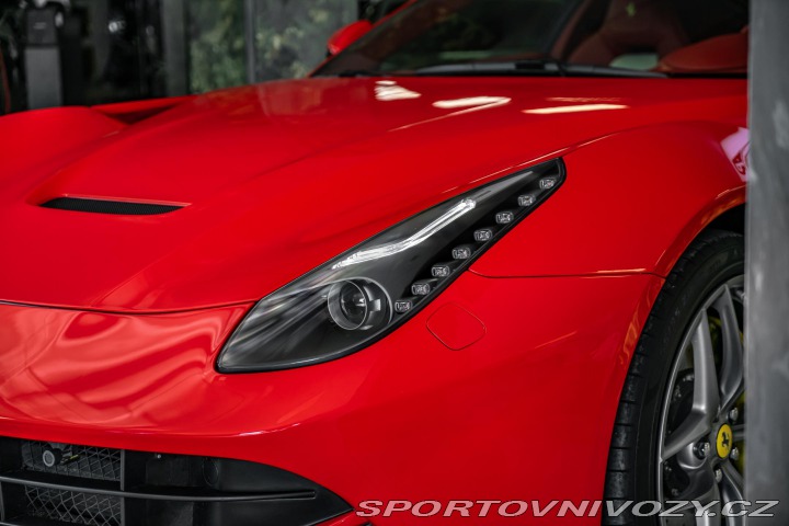 Ferrari F12berlinetta ZÁRUKA/KARBON/LIFT/KAMERA 2014