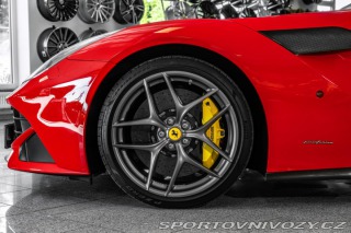 Ferrari F12berlinetta ZÁRUKA/KARBON/LIFT/KAMERA 2014