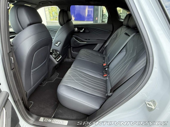 Ostatní značky Ostatní modely Omoda 9 Premium 1.5TGDI PHEV AWD 2026