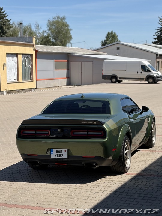 Dodge Challenger Swinger 2024