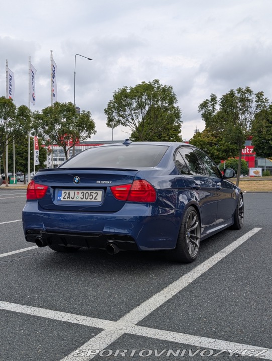 BMW 3 335i 2011
