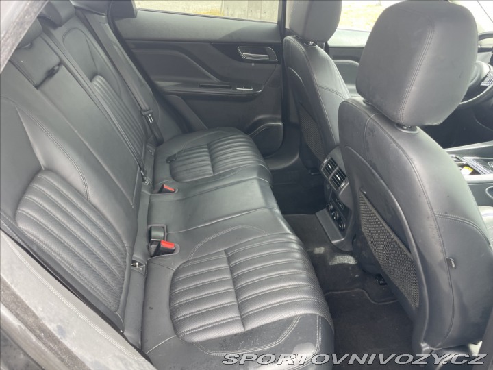 Jaguar F-Pace 3,0 d 221kw AWD Aut. DPH 2016