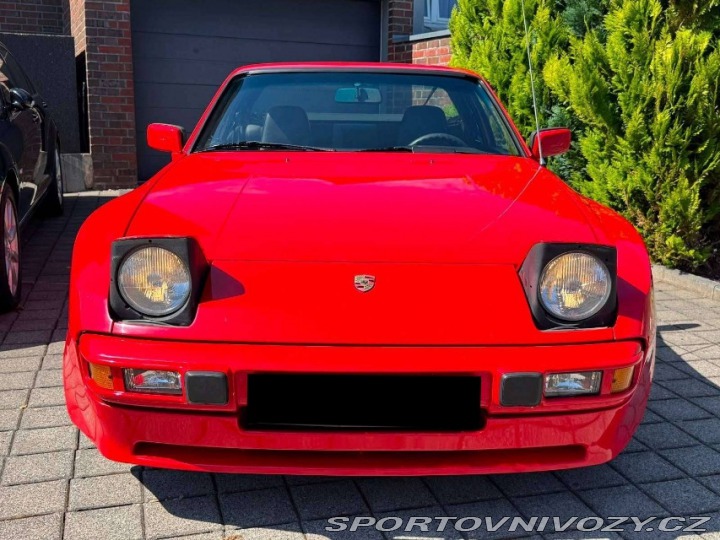 Porsche 944 1984