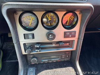 Porsche 944 1984
