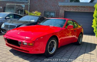 Porsche 944 1984