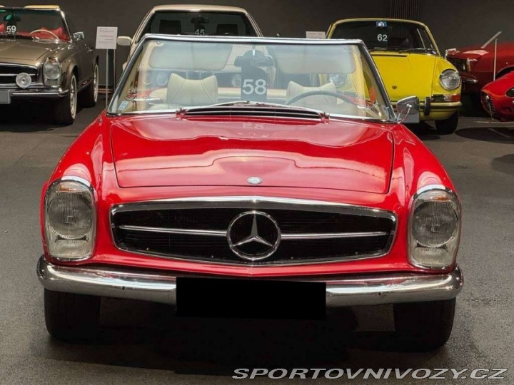 Mercedes-Benz SL 230 SL Pagoda 1966