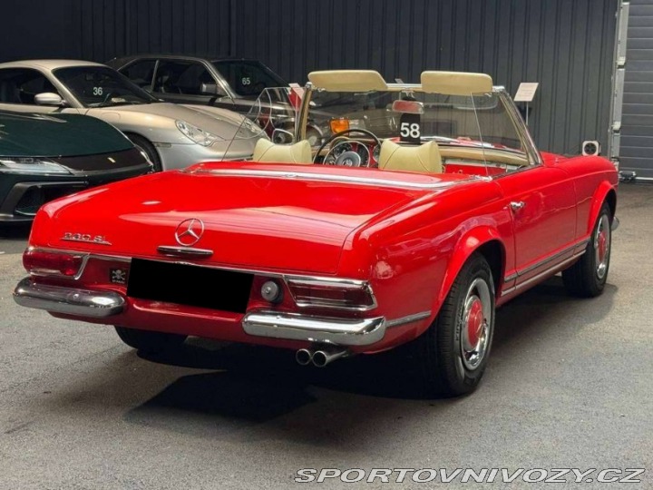 Mercedes-Benz SL 230 SL Pagoda 1966