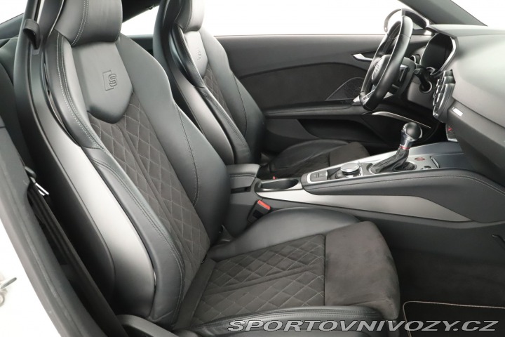 Audi TT TTS 2.0 TFSI 2015