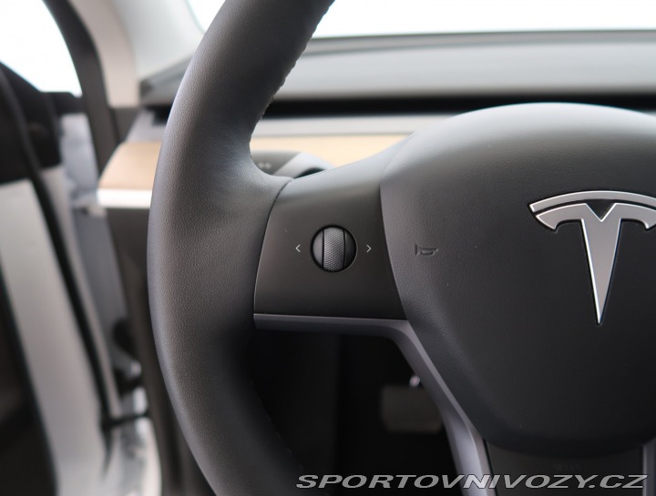 Tesla Model Y RWD LFP 60kWh 2023