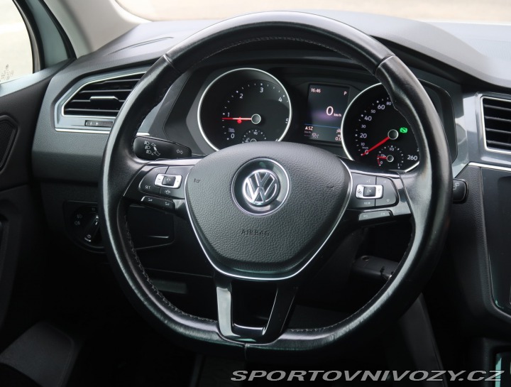 Volkswagen Ostatní modely Tiguan R-Line 2.0 BiTDI 2019
