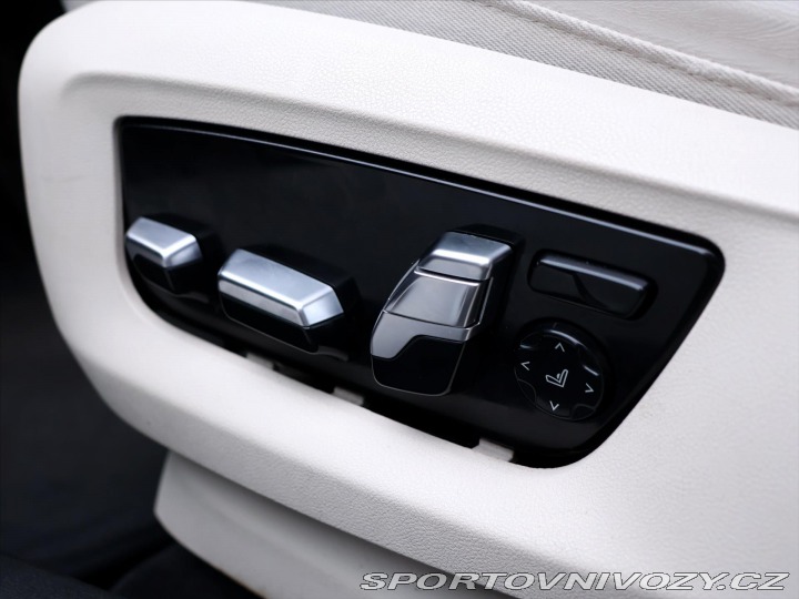 BMW 6 3,0 250kW 640i xD GT CZ D 2018