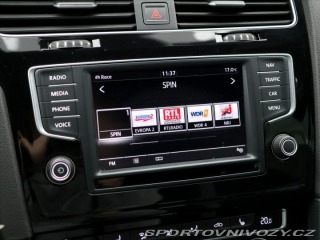 Volkswagen Golf 2,0 TSI R 221kW DSG 4M 1. 2015