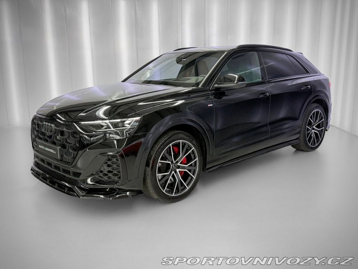 Audi Ostatní modely Q8 55TFSi e QUATTRO S-LINE, 2025