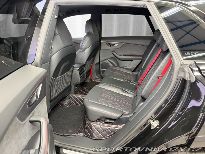 Audi Ostatní modely Q8 55TFSi e QUATTRO S-LINE, 2025