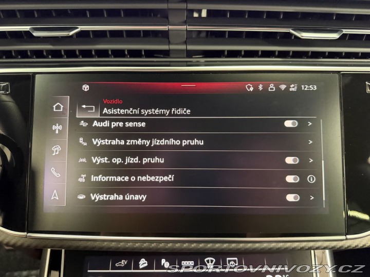 Audi Ostatní modely Q8 55TFSi e QUATTRO S-LINE, 2025