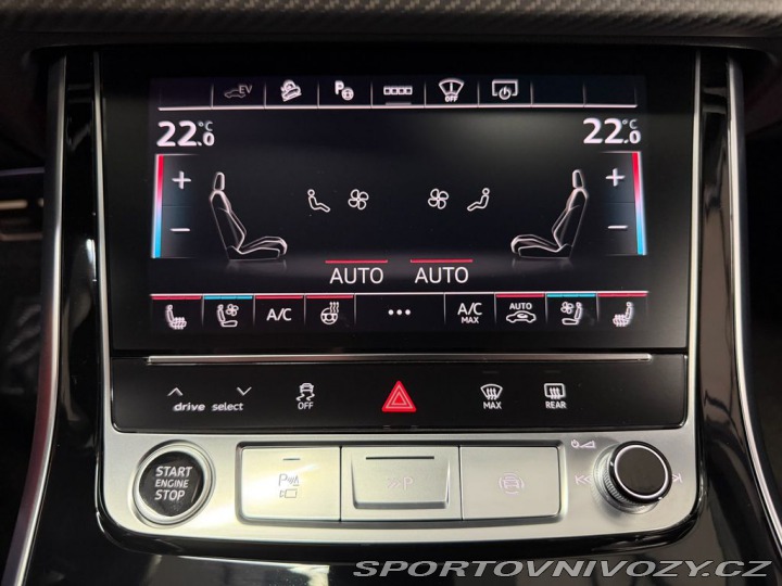 Audi Ostatní modely Q8 55TFSi e QUATTRO S-LINE, 2025