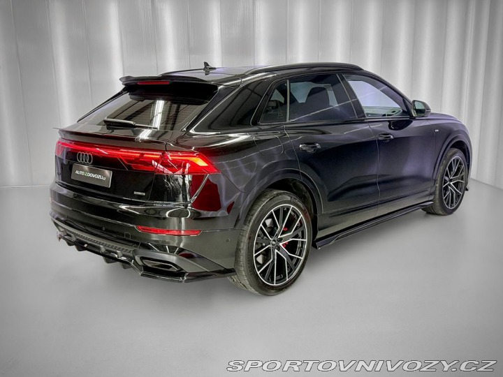 Audi Ostatní modely Q8 55TFSi e QUATTRO S-LINE, 2025