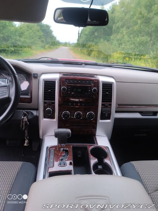 Dodge Ostatní modely RAM 5,7 1500 2012