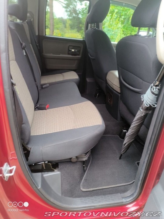 Dodge Ostatní modely RAM 5,7 1500 2012