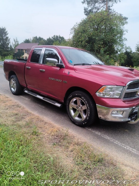 Dodge Ostatní modely RAM 5,7 1500 2012