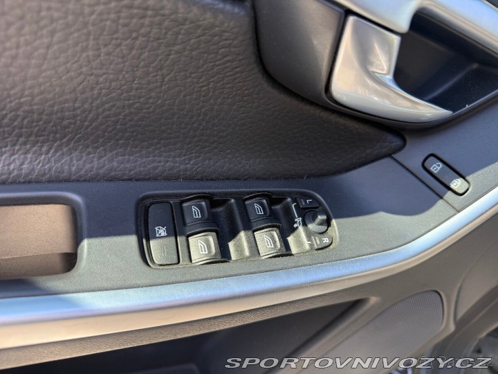 Volvo Ostatní modely XC60 2,4 D5, r.v.2009 2009