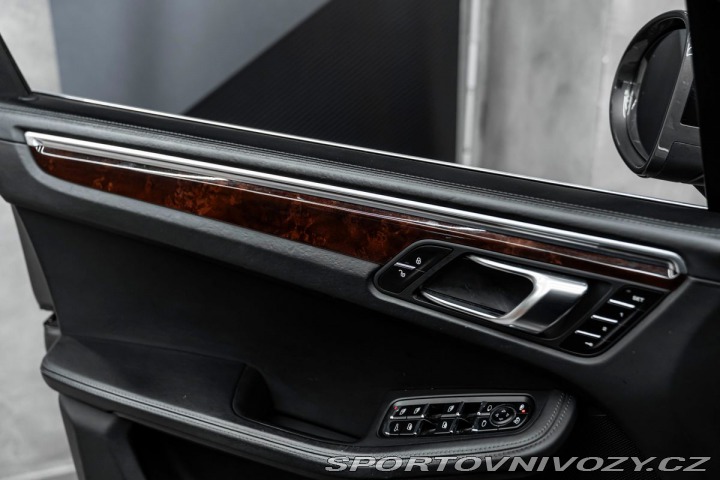 Porsche Macan S 2014