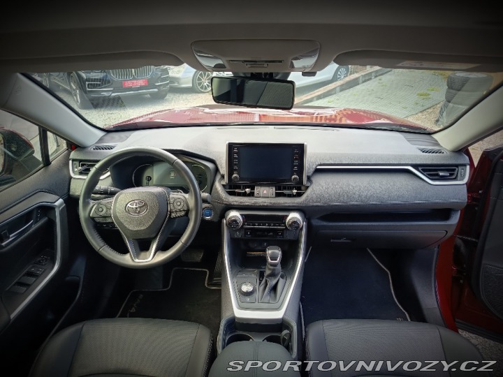 Toyota Ostatní modely RAV4 2,5HSD AWD SPORT 2020