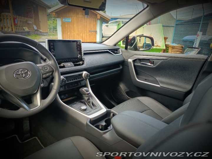 Toyota Ostatní modely RAV4 2,5HSD AWD SPORT 2020