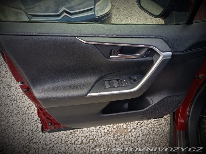 Toyota Ostatní modely RAV4 2,5HSD AWD SPORT 2020