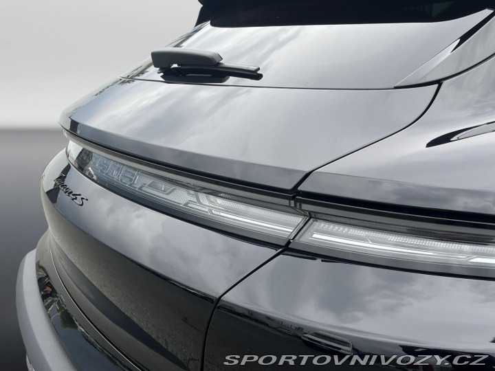 Porsche Taycan 4S Sport Tursimo 4S Sport 2026