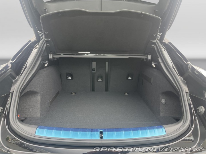 Porsche Taycan 4S Sport Tursimo 4S Sport 2026