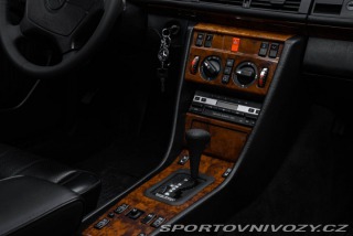 Mercedes-Benz E 1800