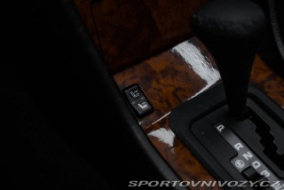 Mercedes-Benz E 1800