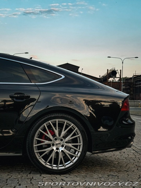 Audi A7 S-Line 3.0 TDI 180 kW Q 2011