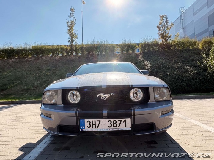 Ford Mustang Ford Mustang 4.0 V6 (2005 2005