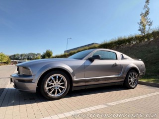 Ford Mustang Ford Mustang 4.0 V6 (2005 2005