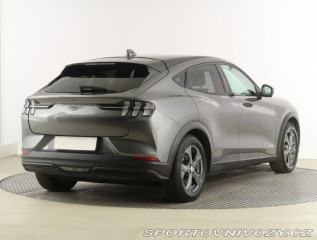 Ford Mustang Mach-E Standard Range RW 2021