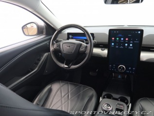 Ford Mustang Mach-E Standard Range RW 2021